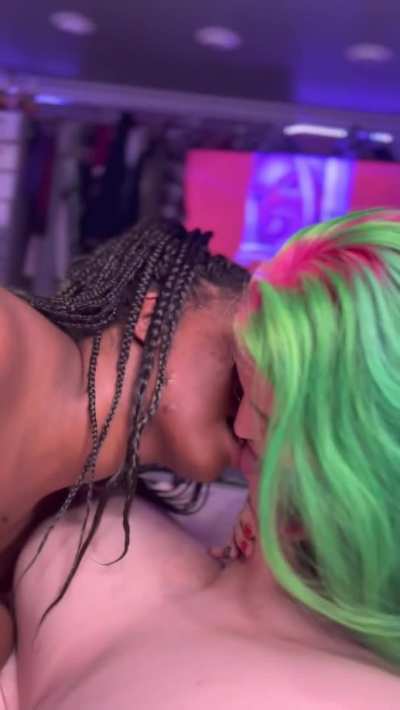 I love when my friends share their BWCs with me 