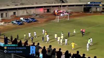 Atleta do Grêmio Anápolis baleado pela policia após partida.