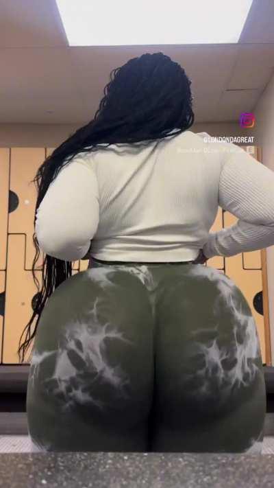 Vee (@Londondagreat)