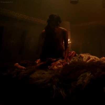 Rosario Dawson Jiggle Plot in Alexander (2004) [Cropped for Mobile]