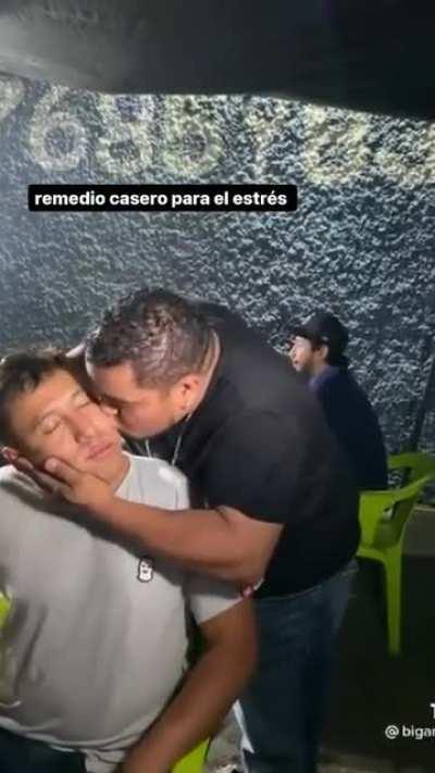 Cuando el taquero también es un sobador