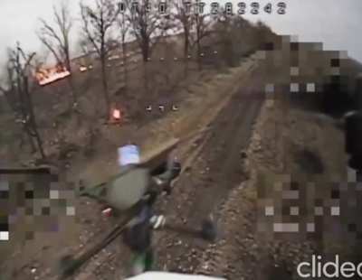 Fpv drone filming a battle between a Ukrainian and russian drones