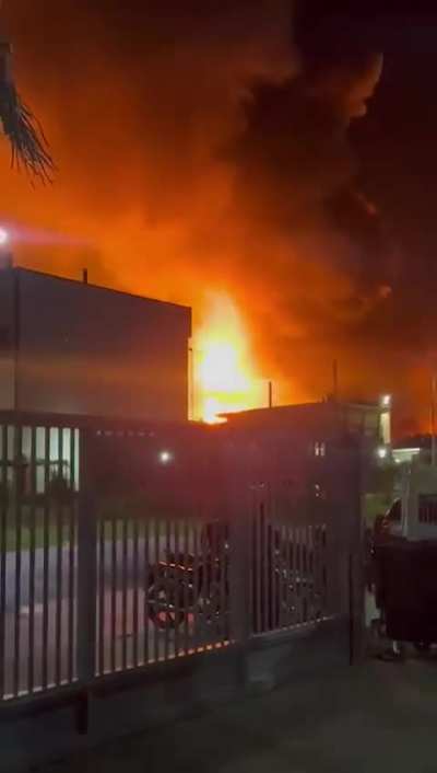 Explosion de fabrica de pintura sinteplast en ezeiza