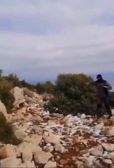 Lebanese Shia militiamen shoot down Syrian drone during ongoing border skirmishes