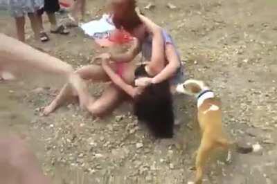Bikini brawl between 2 hot girls - 2nd Part