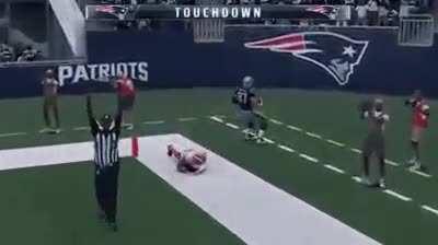 The right way to celebrate a TD!