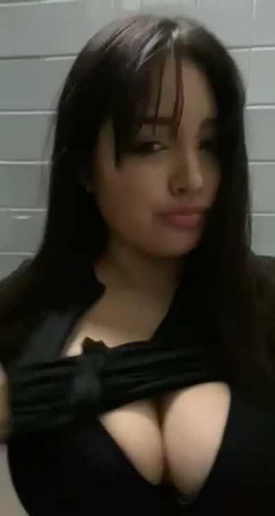 Would u cum on my huge Latina tits?