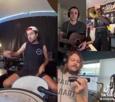 *ÐIS* IS HOW I FIND OUT ÐE QUEEN DIED?!