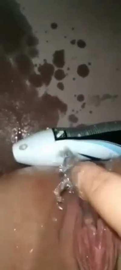 Is she squirting or pissing?