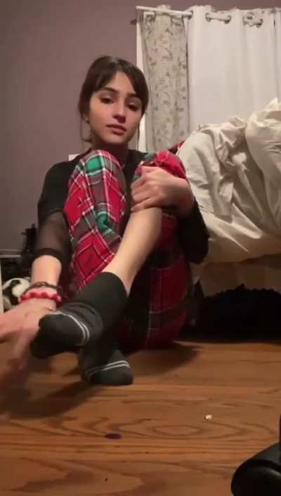 Will You Play With Her Teen Soles? (DM JOIN RANKSOLES VIP 👣  Top Feet Content Collectors Group)