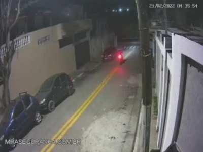 Jovem é assassinado por ladrões após fugir de assalto