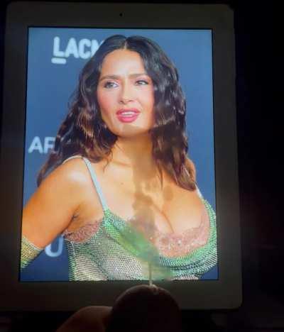 came so much on salmas tits