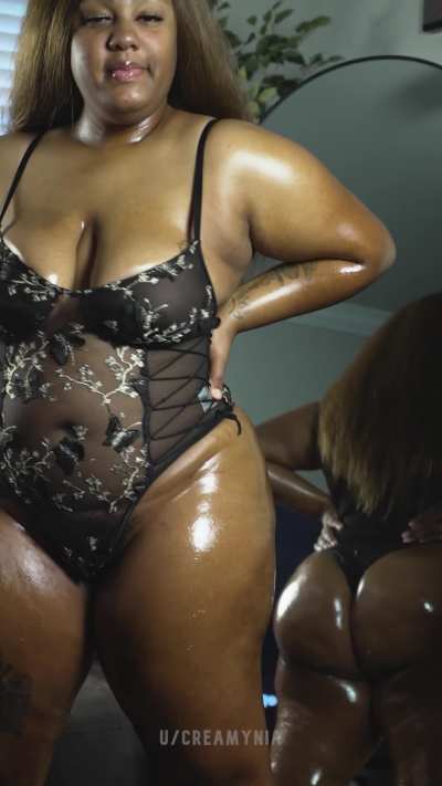 Team Ass vs Team Tits...Explain your reasoning
