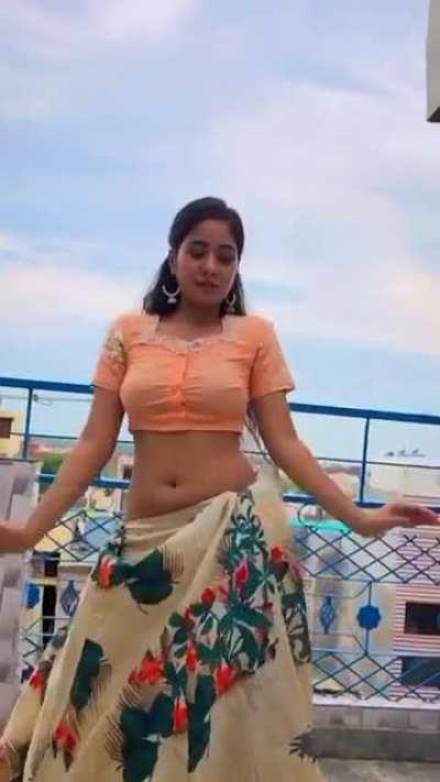 Navel🤤