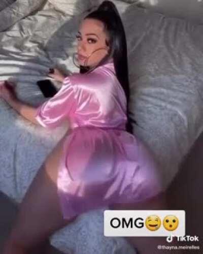 Quite the thicc thot if I may say