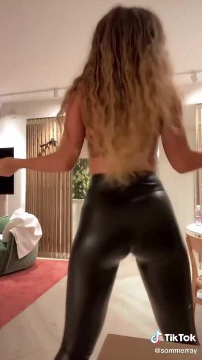 Interpolated video of Sommer ray in latex pants