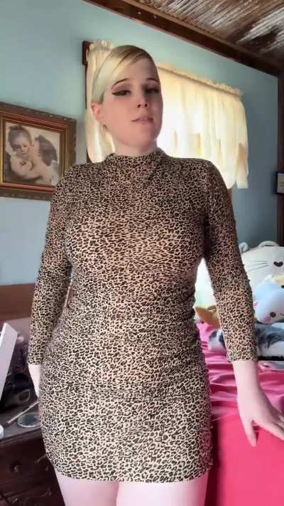 31 [F] Don’t you love these warm spring days 💝