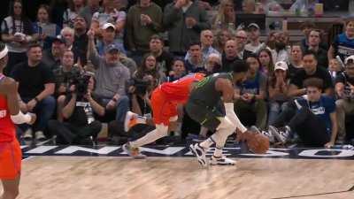 [Highlight] Mike Conley touchdown to Karl Anthony-Towns who alley oops it up to Rudy Gobert!