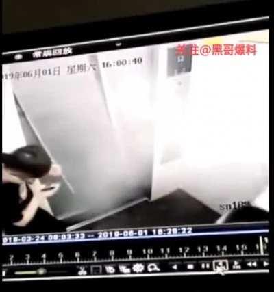 WCGW trying to punch an elevator door