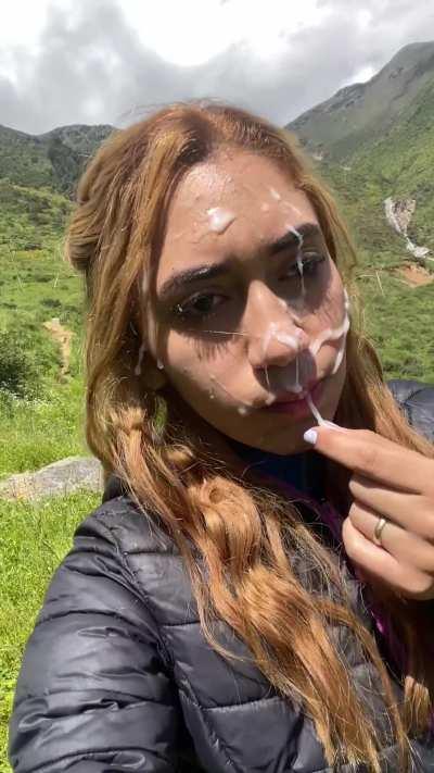 I didn't know whether to go back to the tour group like this or swallow the whole load before 🤭