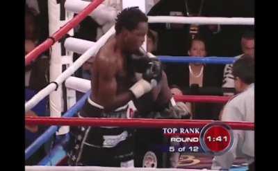 On this day 2003, 'Pretty Boy' Floyd Mayweather Jr's last lightweight contest. High paced 7 round battle with hard hitting Phillip N'dou