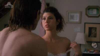 Marisa Tomei Groped in Untamed Heart (1993)