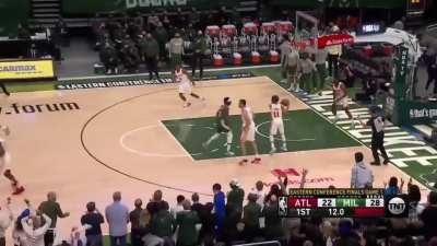 [Highlight] Jrue Holiday drops the hammer as Gallo makes a business decision