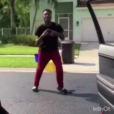 Nice Dancing