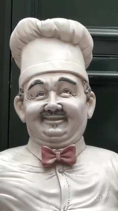 Spicy Chef with a good grip