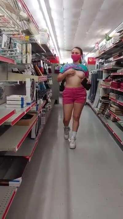 Taking the girls out through the aisle [F]