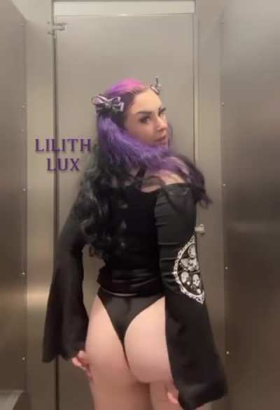 Slut me out in the bathroom