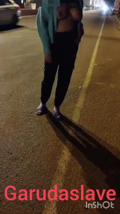 Cars turned and looked for better view. Public attention was the demand so I delivered.