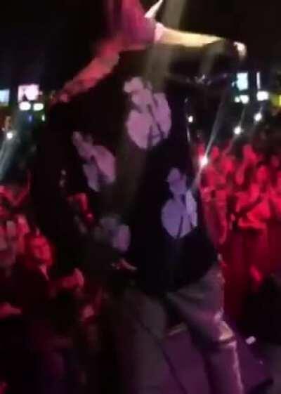 lil peep performing star shopping live in moscow