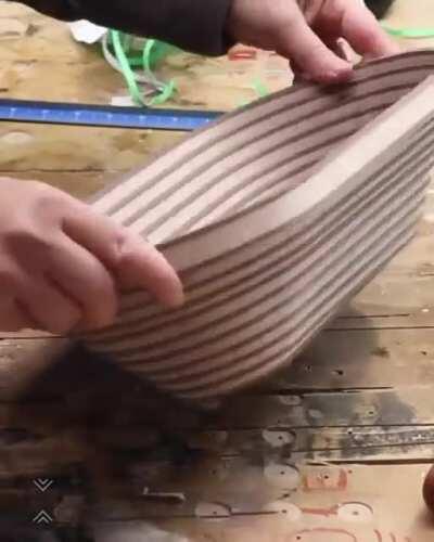 Making a collapsible basket