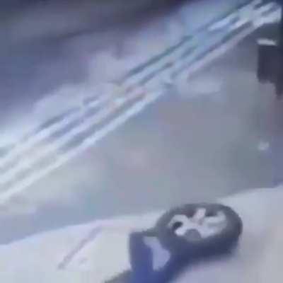 MATEI OS TRÊS TUDO FRACO!!!