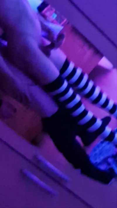 He loves being a power bottom once in a while ;3