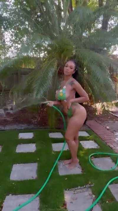 Kinda sexy 🤤🤤😍😍😍🔥🔥🔥