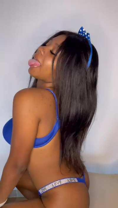 *Every reac'tion gets a nude, try me