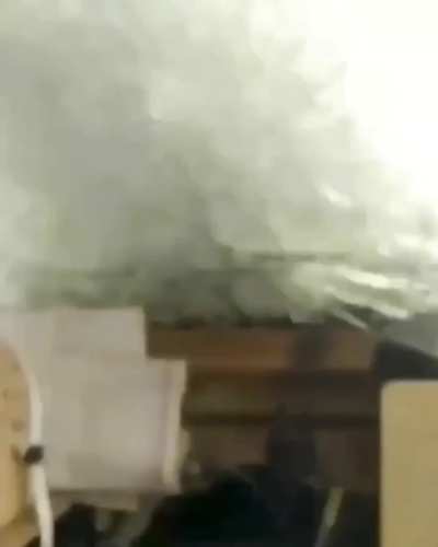 An Ukrainian Maxxpro was hit directly by a Russian fpv, but withstand the hit