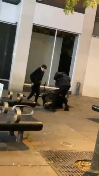 Someone gets stabbed in the back while fighting another person in Liverpool city centre