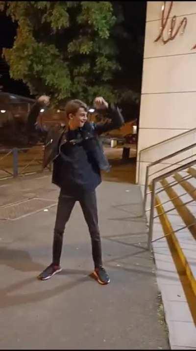 I dared my friend to dance like Bully Maguire