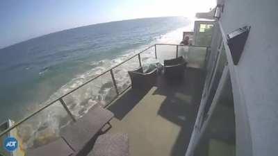 Deck collapse in Malibu. May 9, 2021