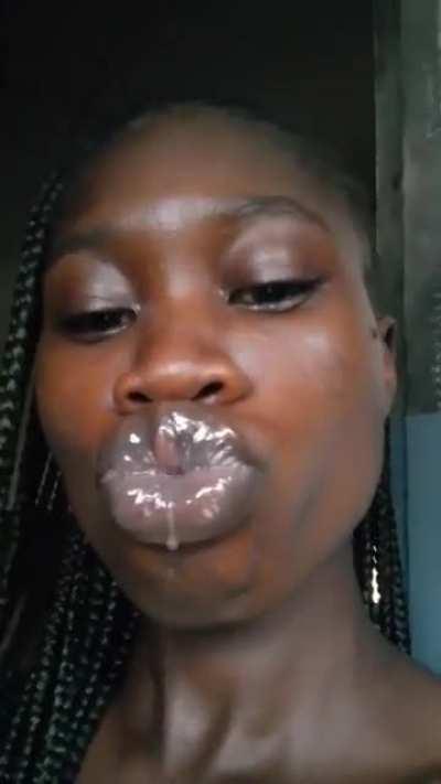 Her @ is fa_vour9349 on IG $8 for a 1 min custom