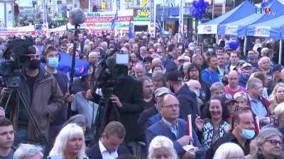 WaRuM sTeiGeN bLosS DiE CoRoNa ZaHLeN?!?!?