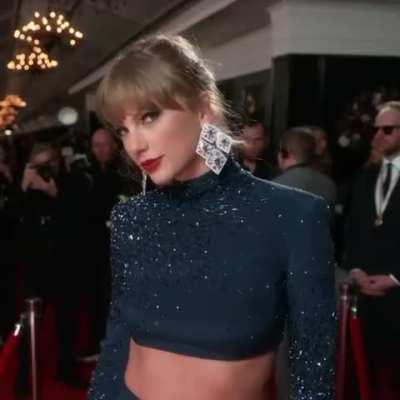 Taylor with the HD Glambot