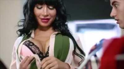 Stepmom helps me with the laundry