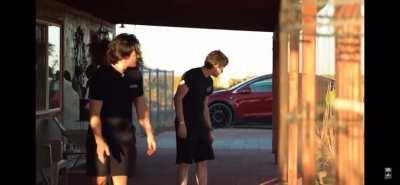 Chica said 🏃🏼‍♀️⚡️