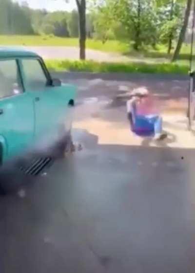 Power washing your car in Russia