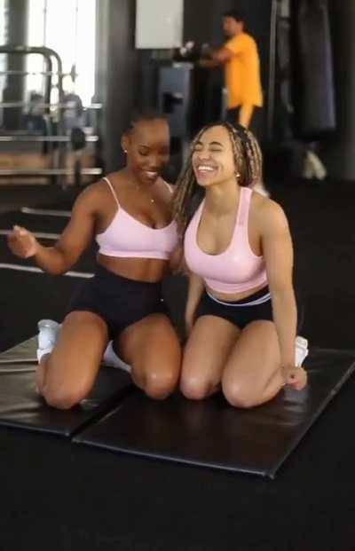 Sports Bra Jiggle