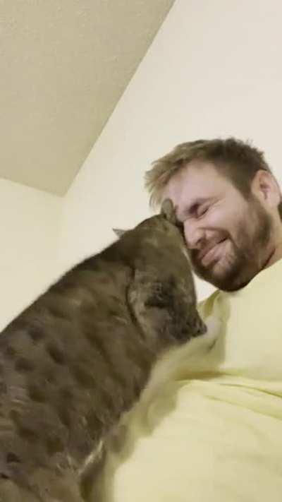 If everyone had a cat like this, the world would be a better place. I don’t deserve him